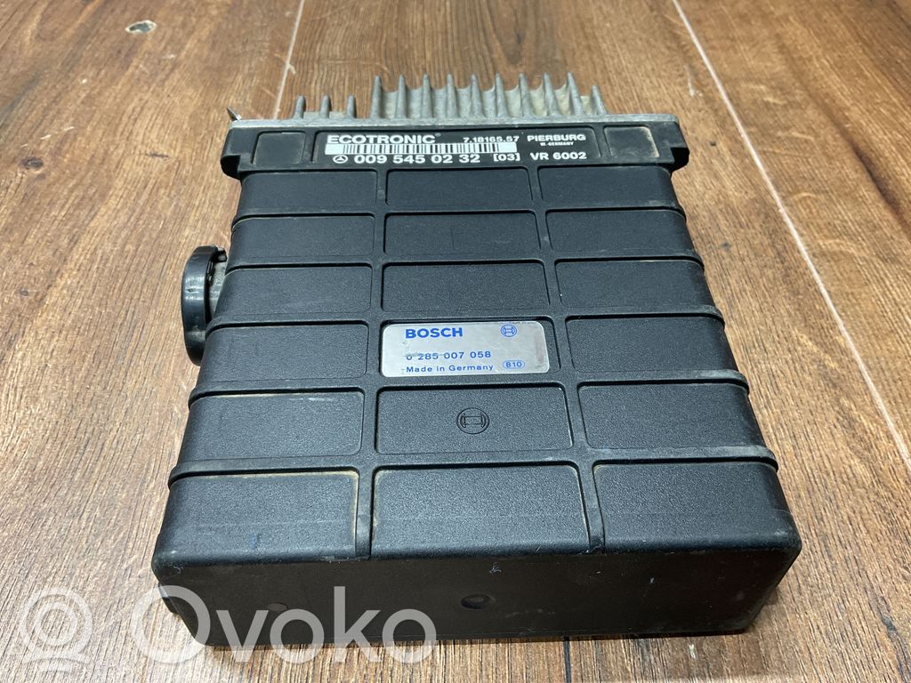 Mercedes-Benz E W124 Engine control unit/module 