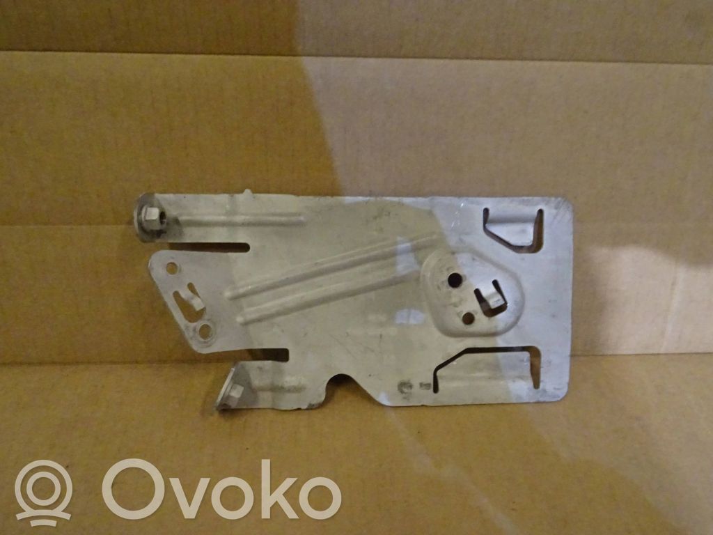 Ford Kuga III Engine mount bracket 