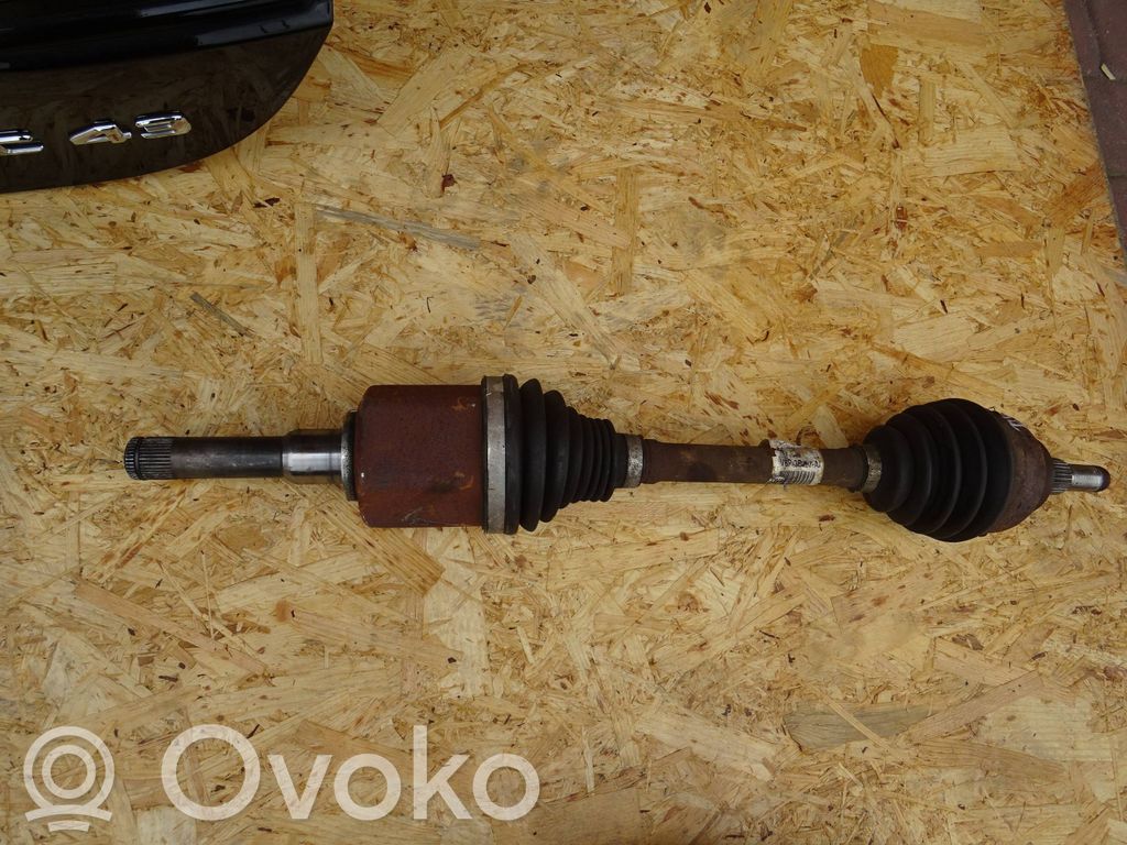 Ford Kuga II Priekinis pusašis 