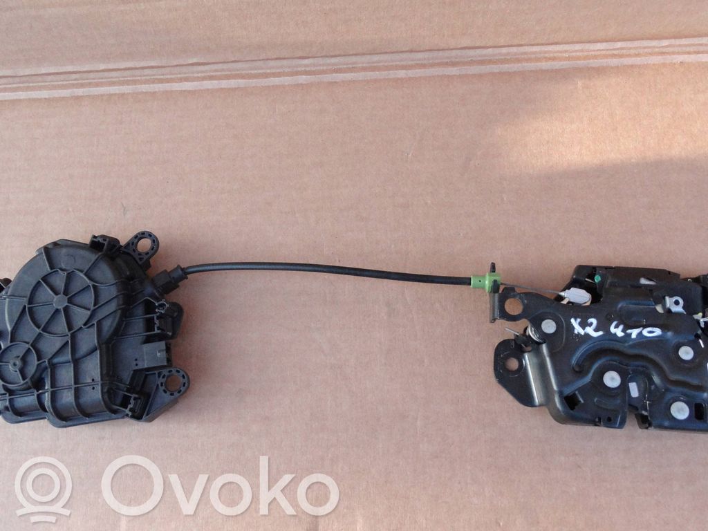 BMW X2 U10 Zamek klapy tylnej / bagażnika 