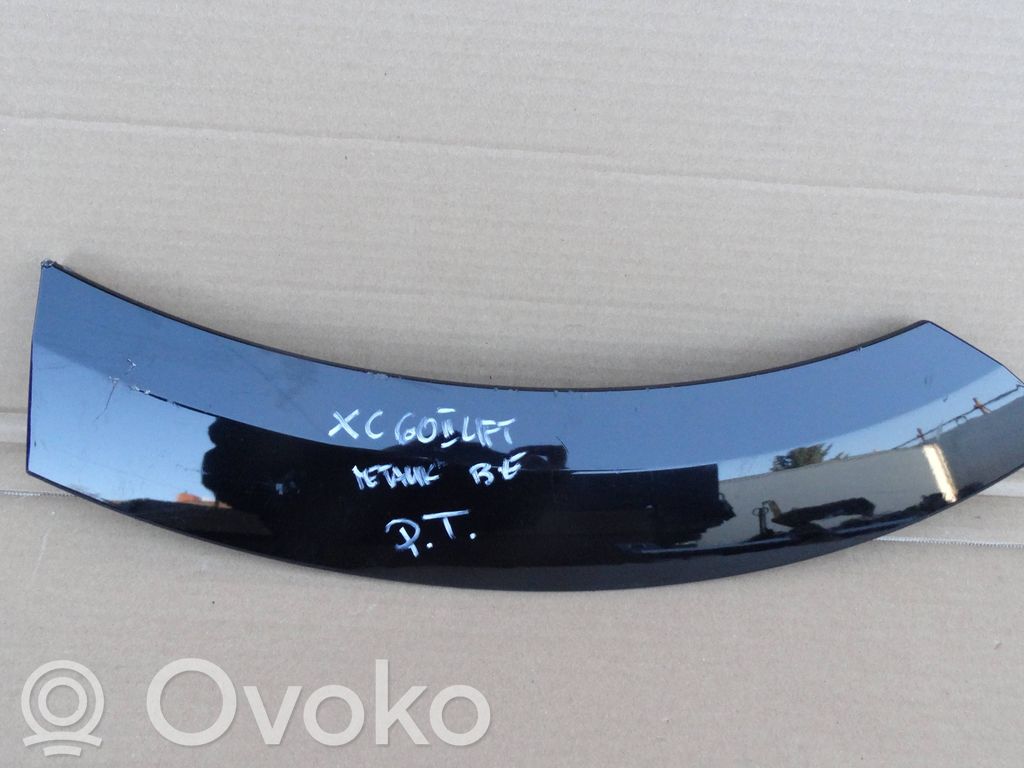 Volvo XC60 Listwa błotnika tylnego 