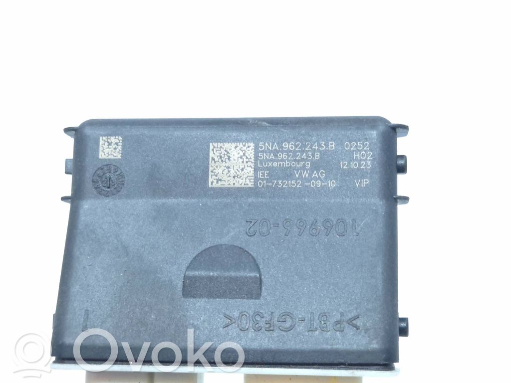 Tailgate/trunk control unit/module   565962235E,00703202,110070320210
