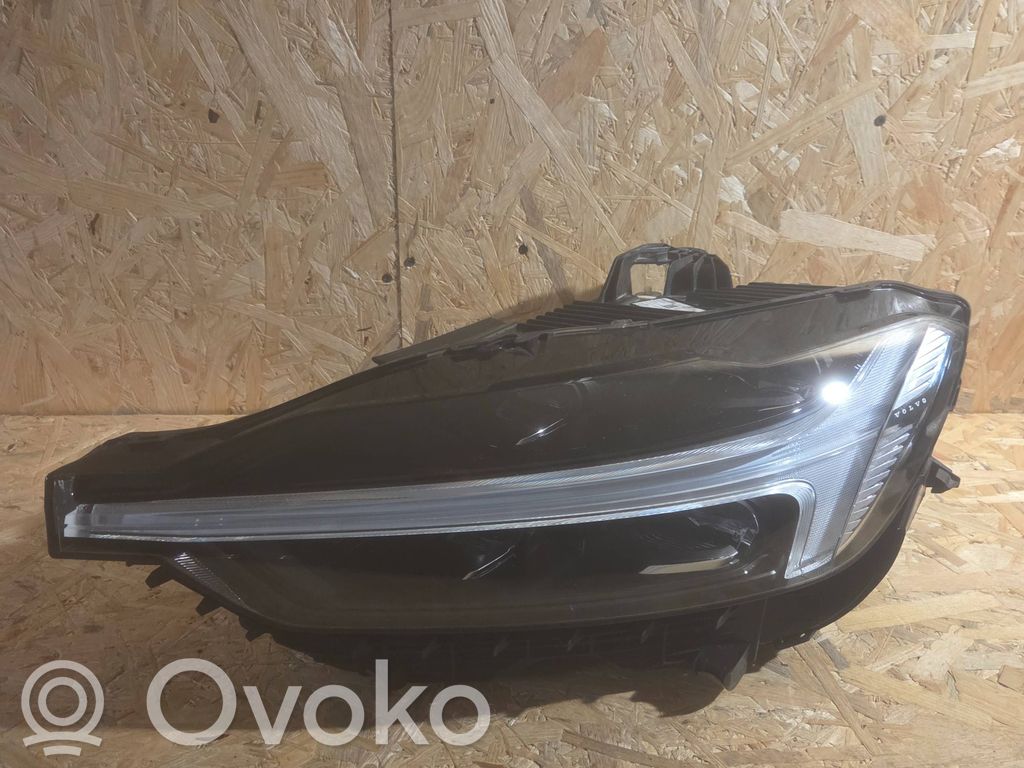 Volvo XC60 Phare frontale 