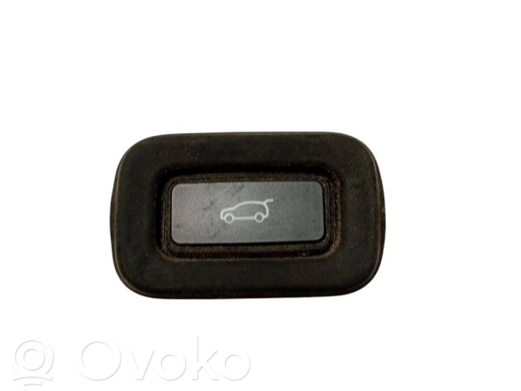 Land Rover Discovery Sport Tailgate/boot open switch button 