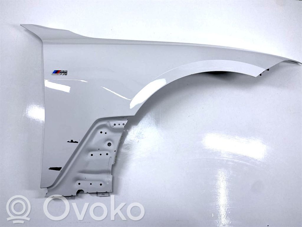 BMW 4 G22 G23 G24 G26 Sparnas 