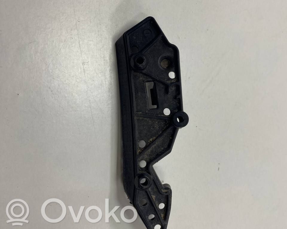 BMW 4 G22 G23 G24 G26 Front bumper mounting bracket 