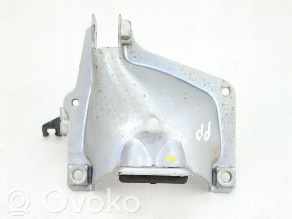 Audi Q5 SQ5 8R Engine mounting bracket 
