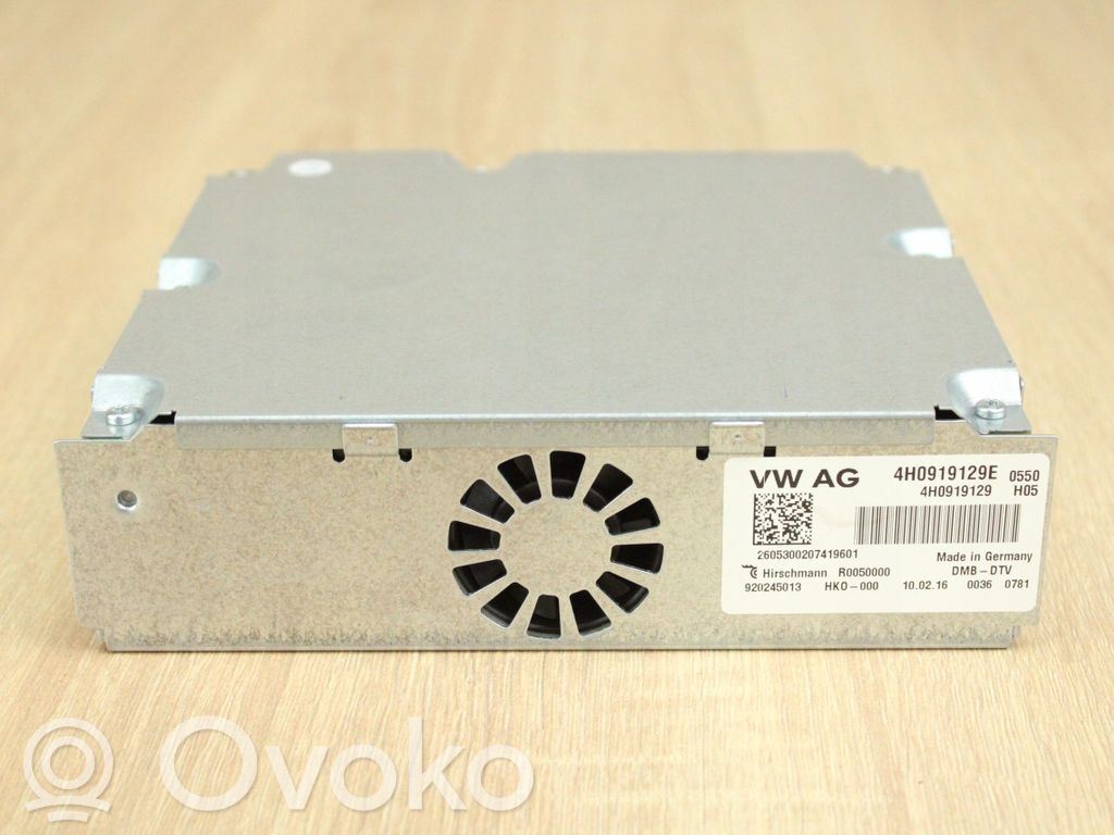 Audi A5 8T 8F Unité / module navigation GPS 