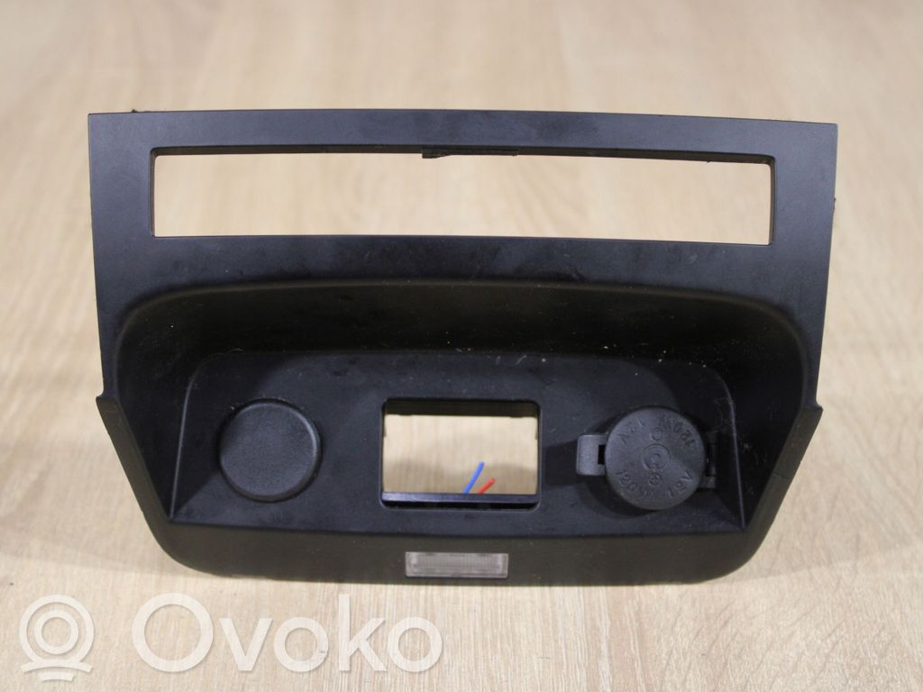 KIA Sorento Cigarette lighter trim 