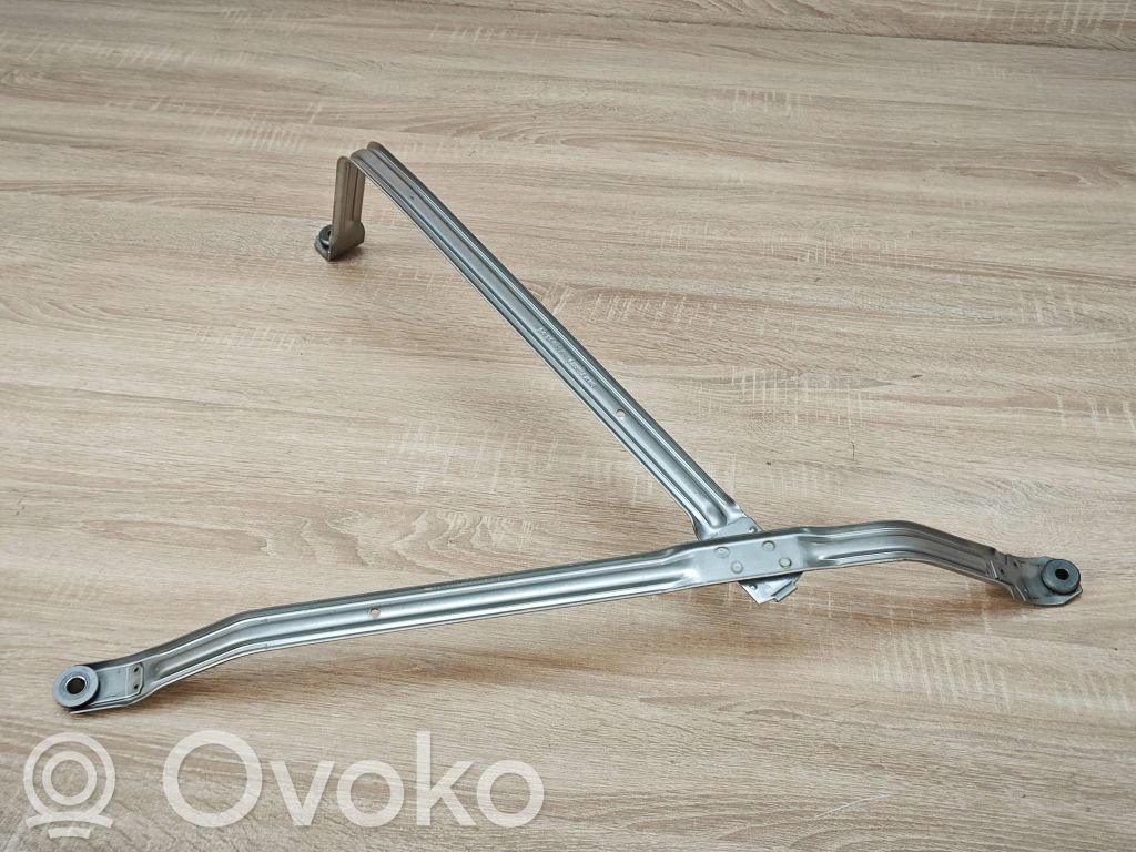 BMW X5 G05 Polttoainesäiliön kannake 