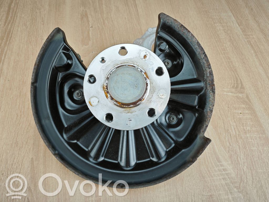 Audi Q3 F3 Zwrotnica / Piasta koła tylnego 