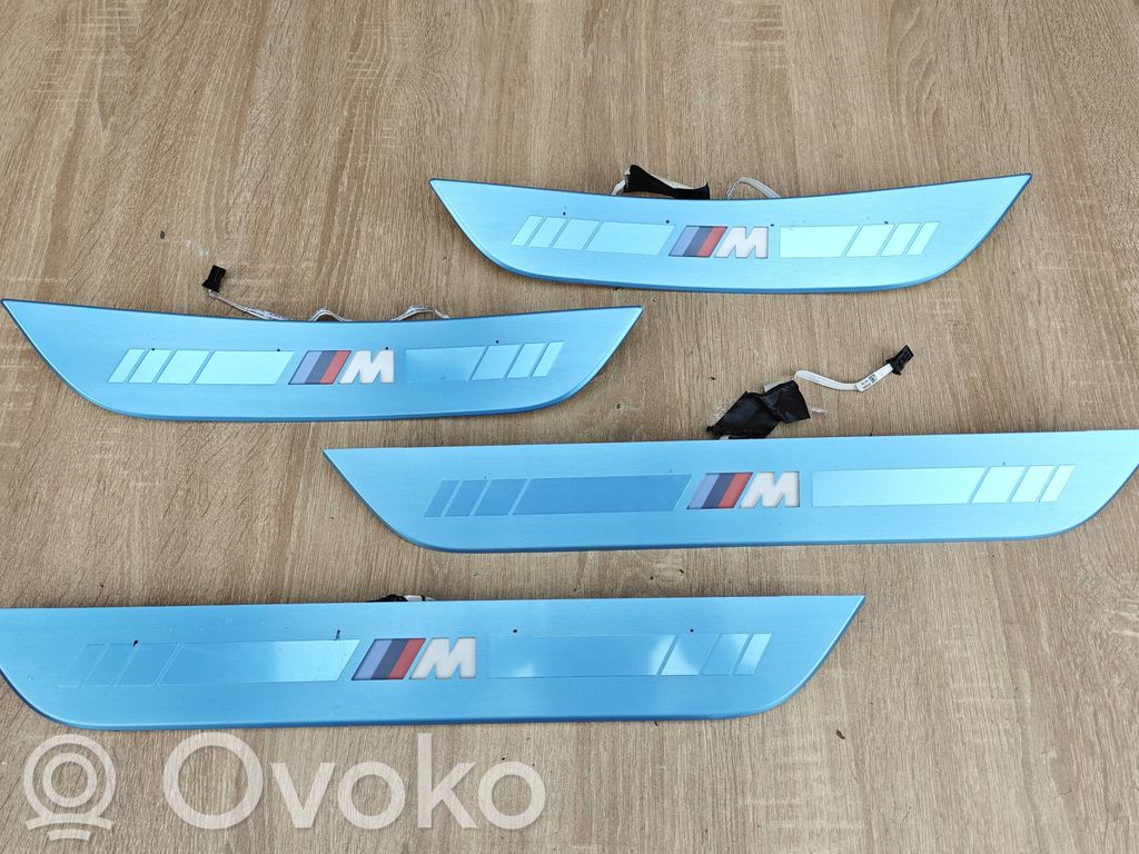 BMW 8 G16 sill trim set (inner) 