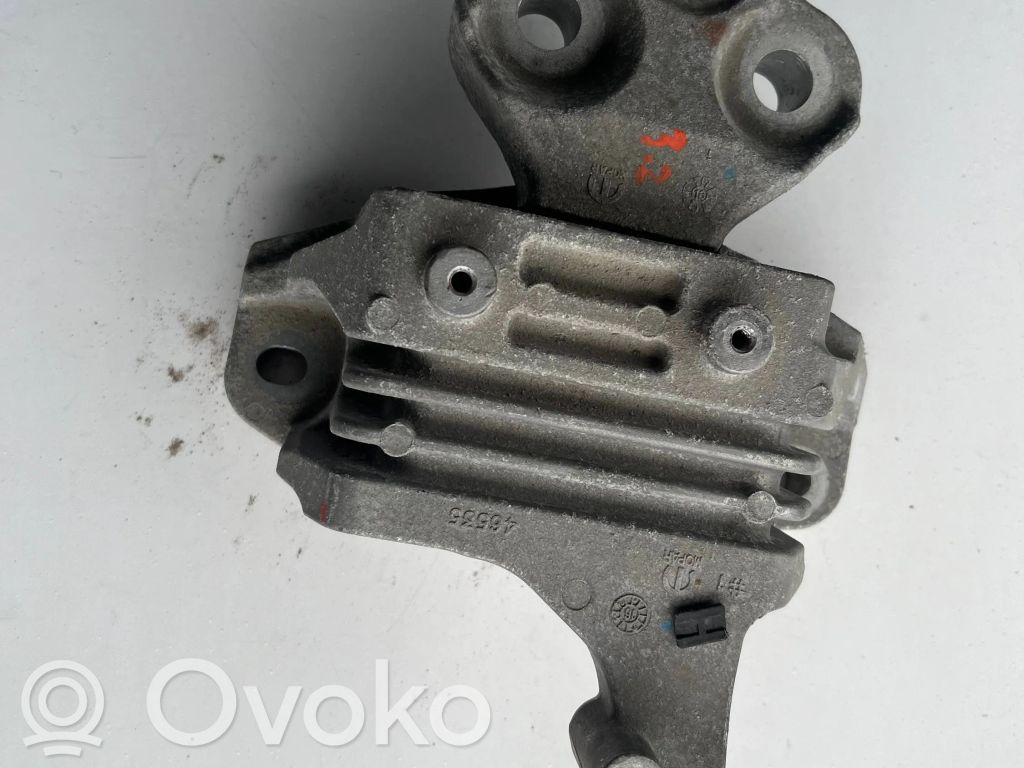 Jeep Cherokee KL Wspornik / Mocowanie silnika 