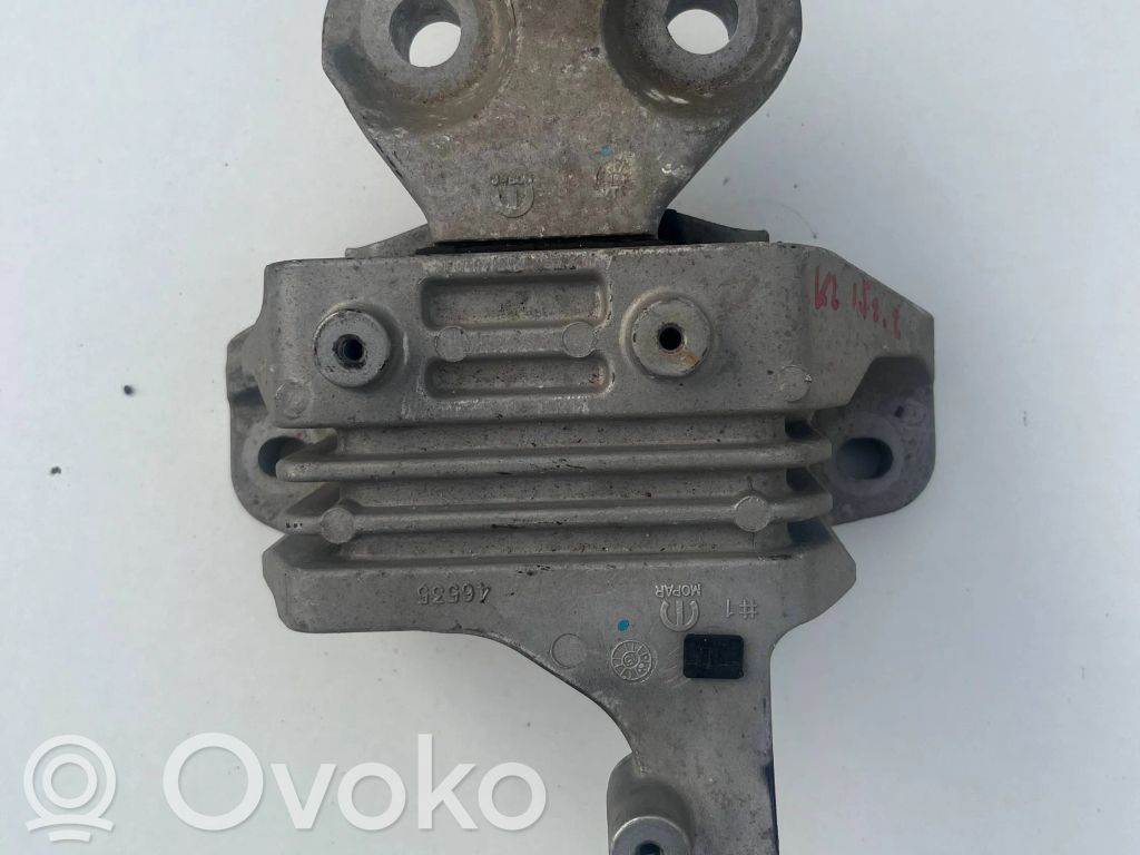Jeep Cherokee Gearbox mounting bracket 