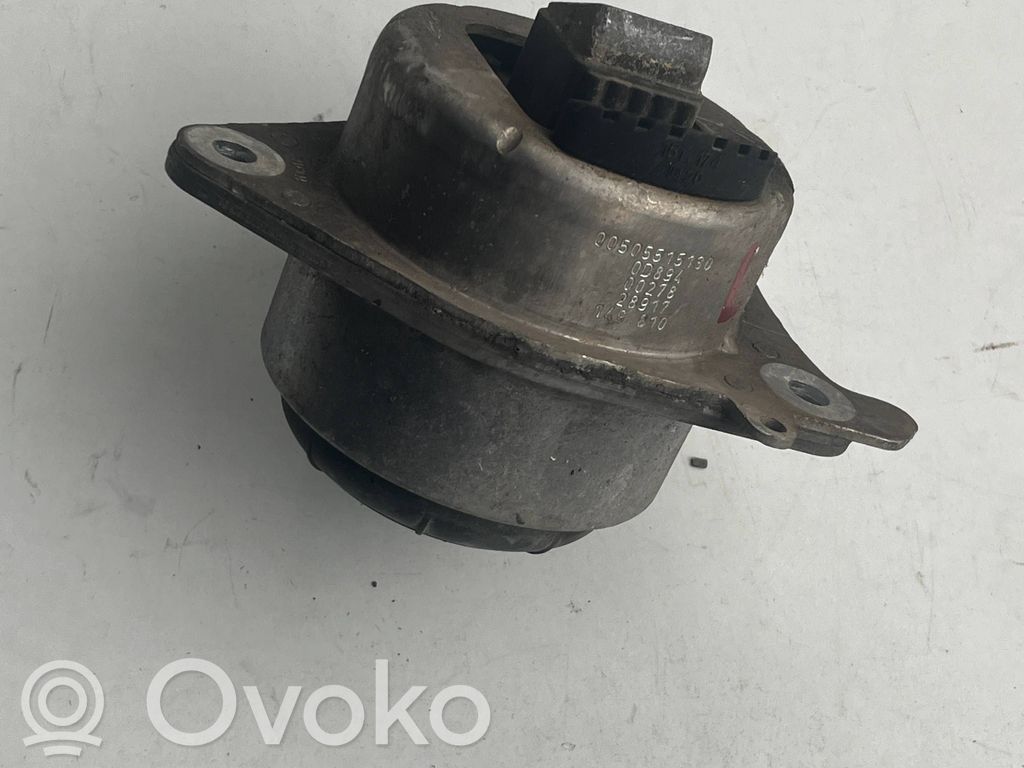 Alfa Romeo Stelvio Engine mount bracket 