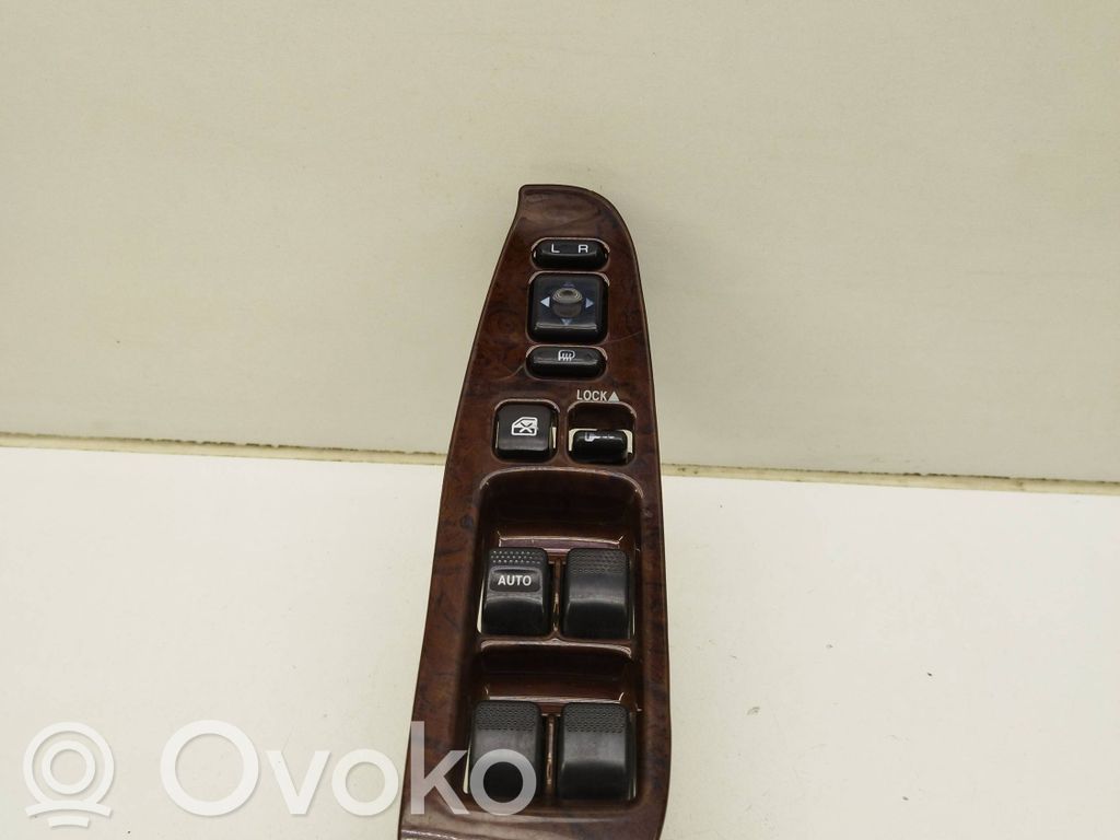 Subaru Legacy Electric window control switch 