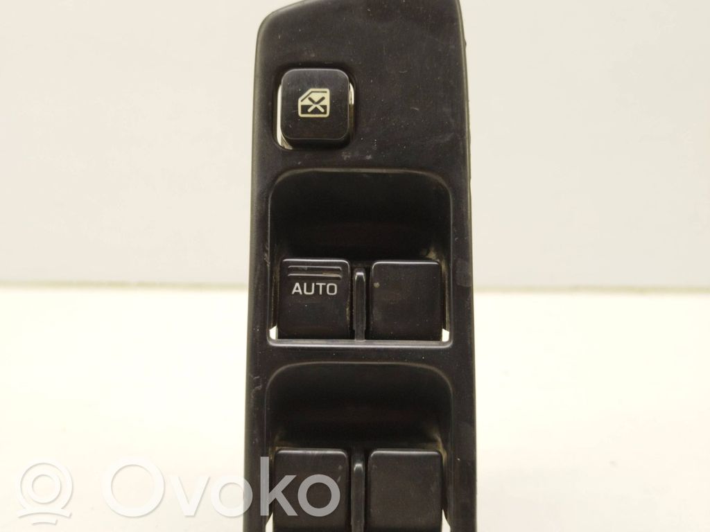 Subaru Forester SF Electric window control switch 