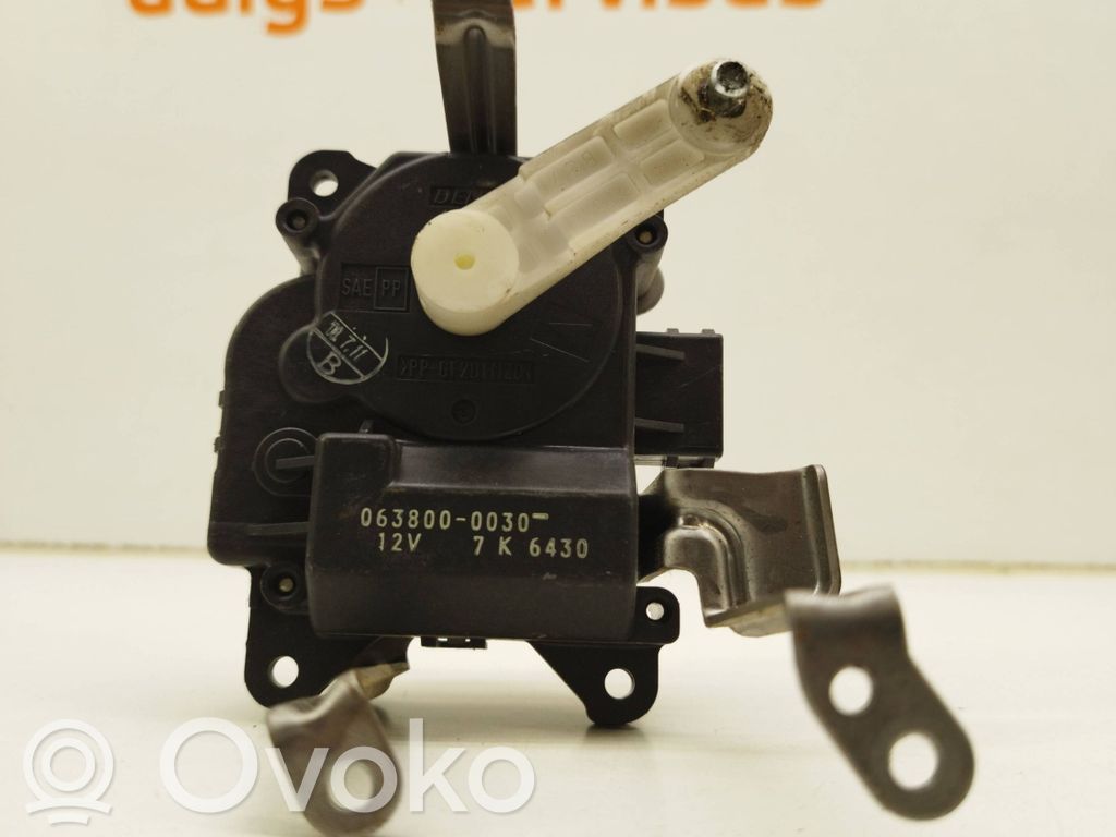 Subaru Legacy Motor/activador trampilla de calefacción 