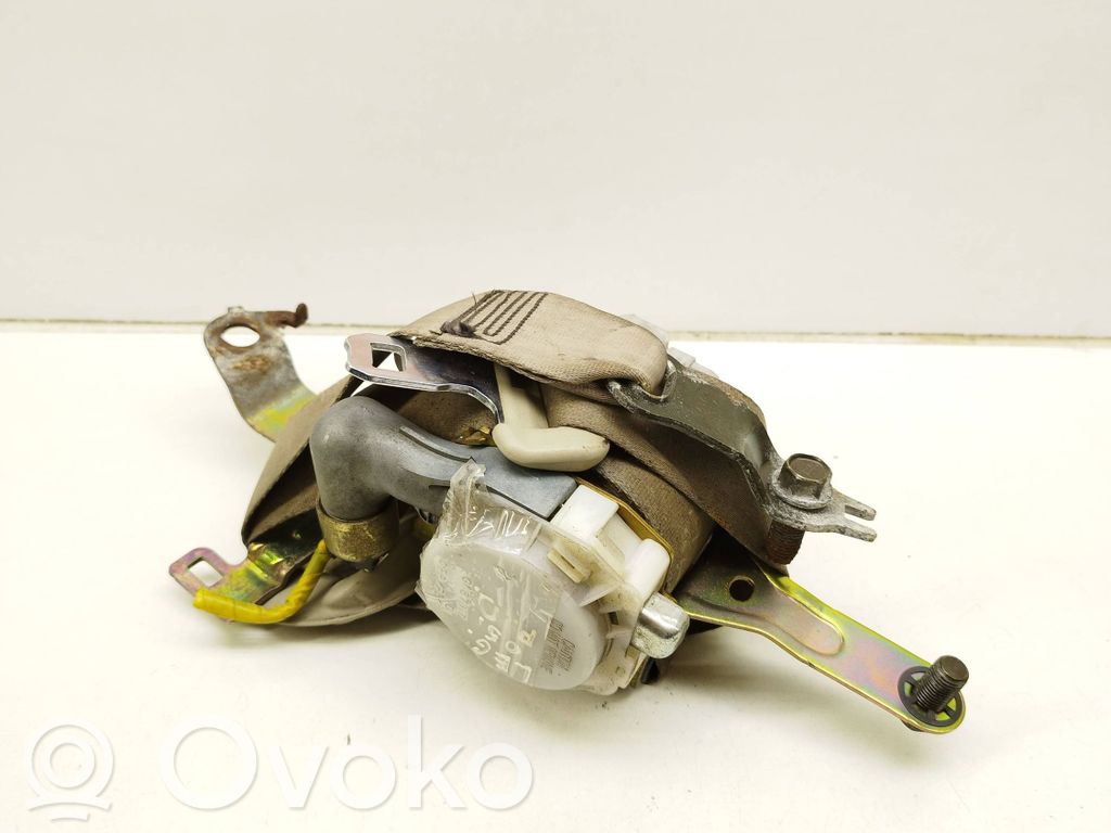 Subaru Legacy Cinturón delantero 