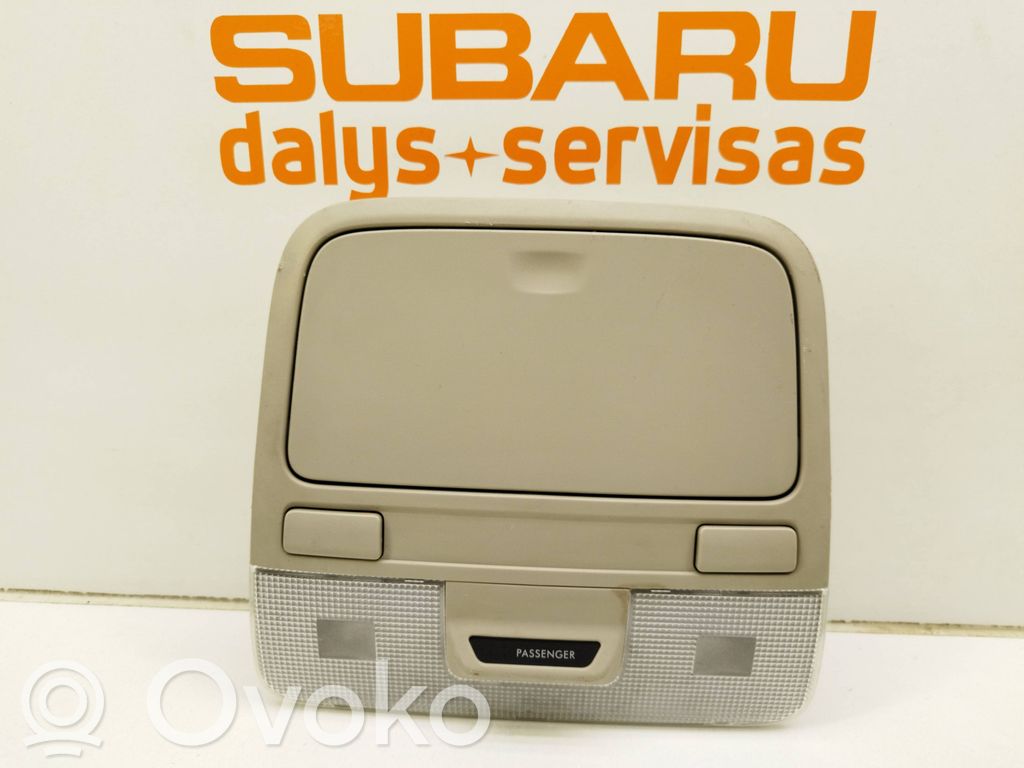 Subaru Outback Front seat light 