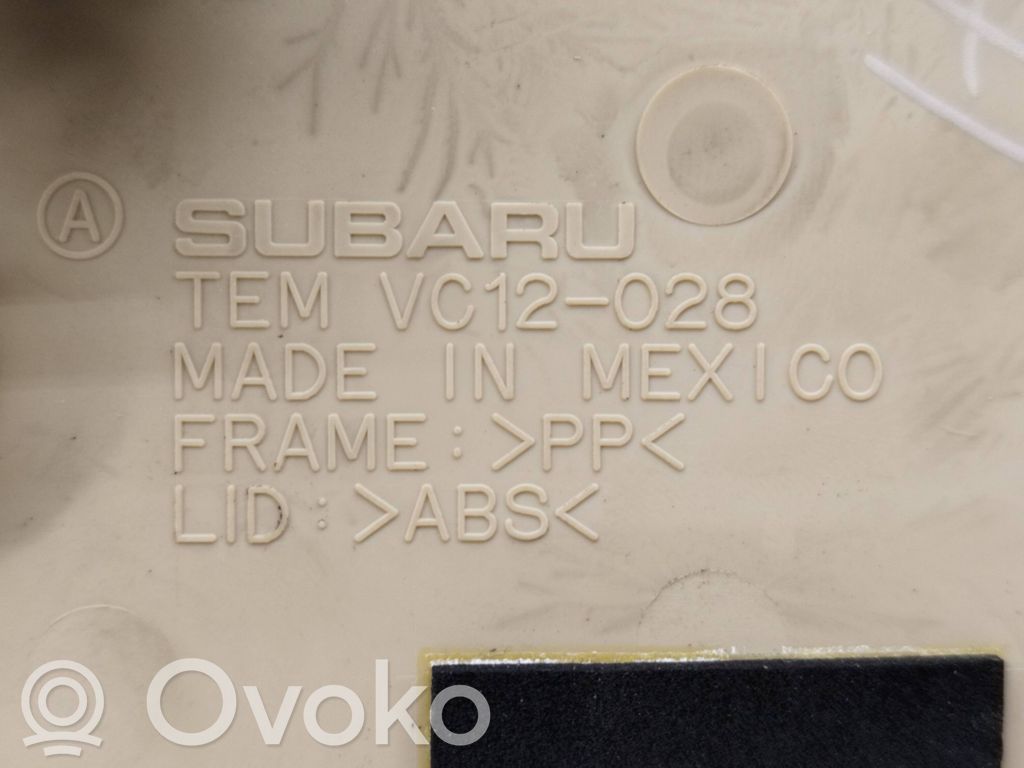 Subaru B9 Tribeca Innenraumbeleuchtung vorne 