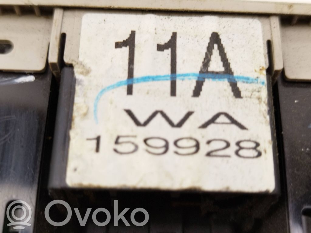 Subaru Outback Wing mirror switch 