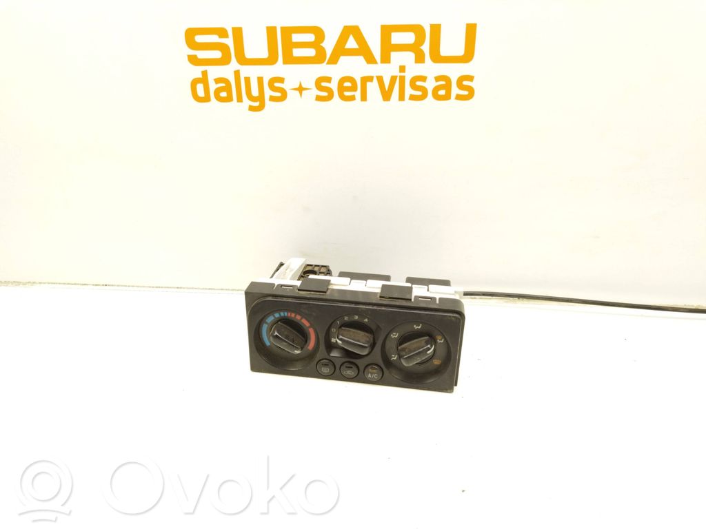 Subaru Legacy Climate control unit 