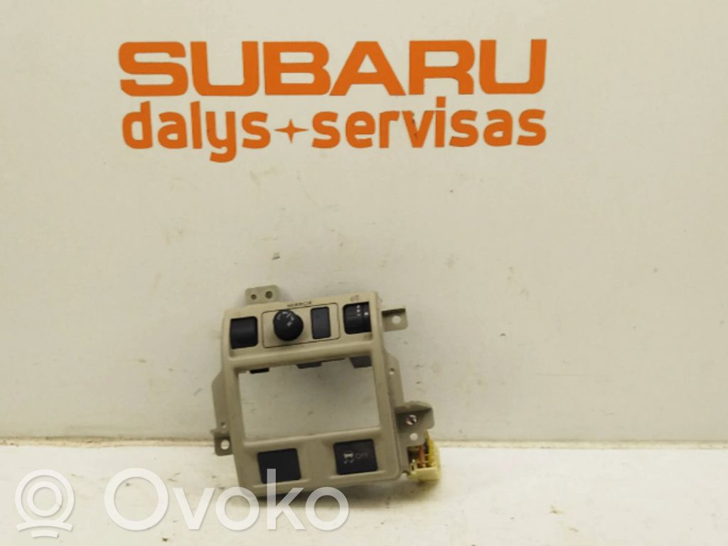 Subaru Outback Wing mirror switch 