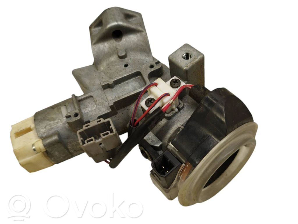 Užvedimo spynelė   88215AJ000,X1T26982