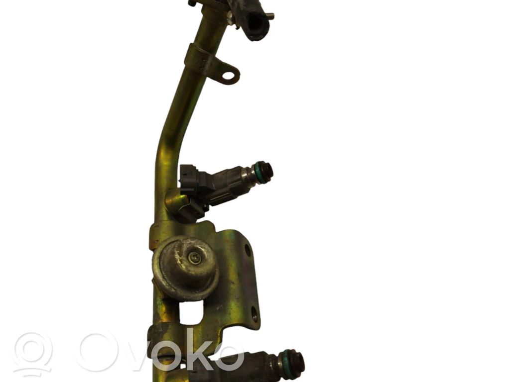 Inyector de combustible   FBJC101,0013819