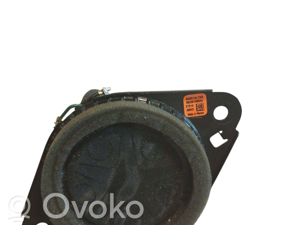 Subaru Outback (BS) Altavoz del panel 