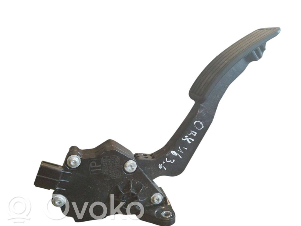 Subaru Outback (BS) Gaspedal 