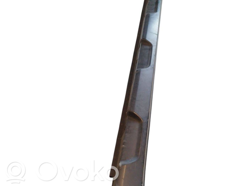 Subaru Outback Listón 