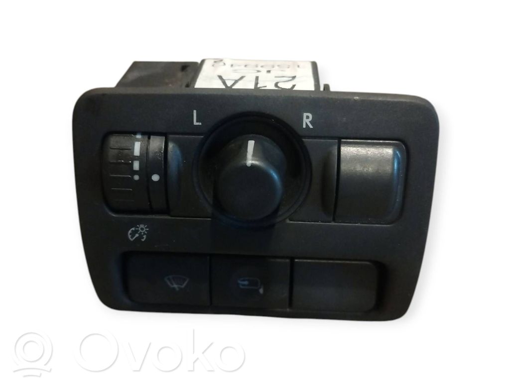 Subaru Legacy Wing mirror switch 
