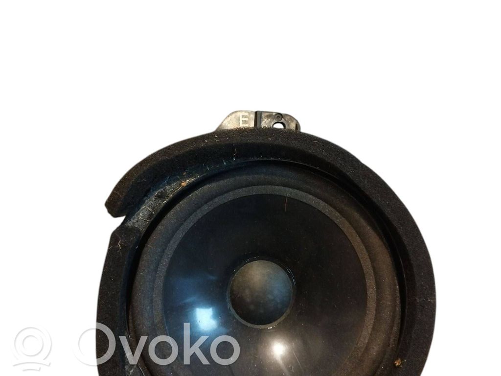 Subaru Forester SH Altavoz de la puerta delantera 