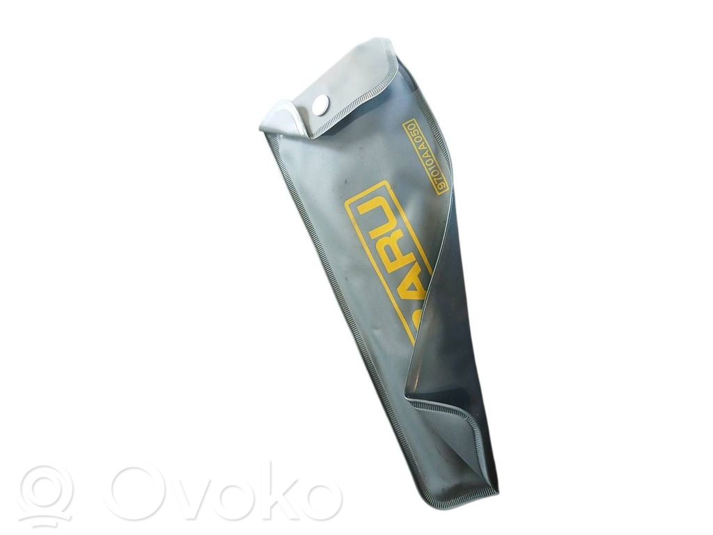 Llave de tuercas de rueda   97010AA050