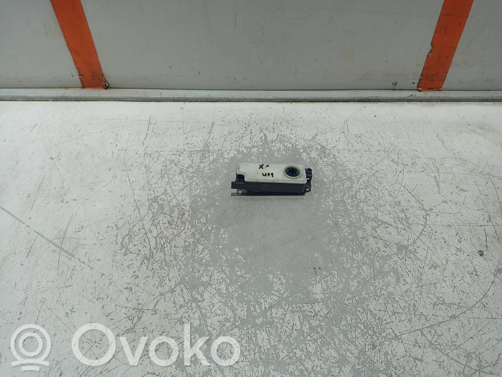 BMW X1 U11 Moottorin ohjainlaite/moduuli 