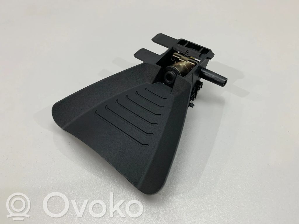 Windshield/windscreen camera   7943531