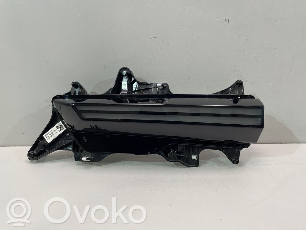 BMW XM Lampă spate în capacul portbagajului 