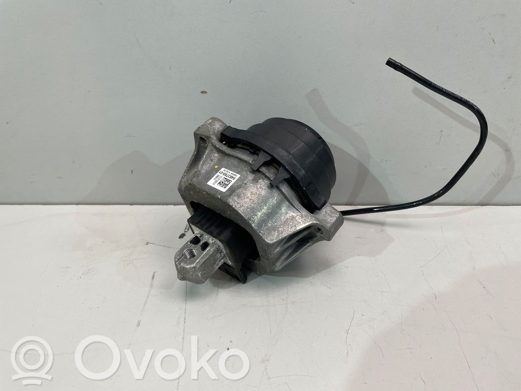 BMW 7 G11 G12 Engine mount bracket 