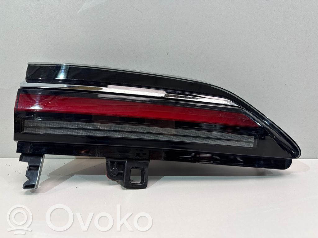 Lampy tylnej klapy bagażnika   5A45BA5