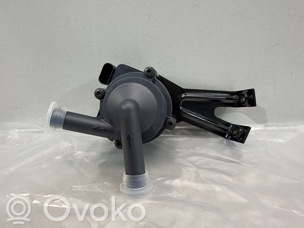 BMW 5 F10 F11 Pompe de circulation d'eau 