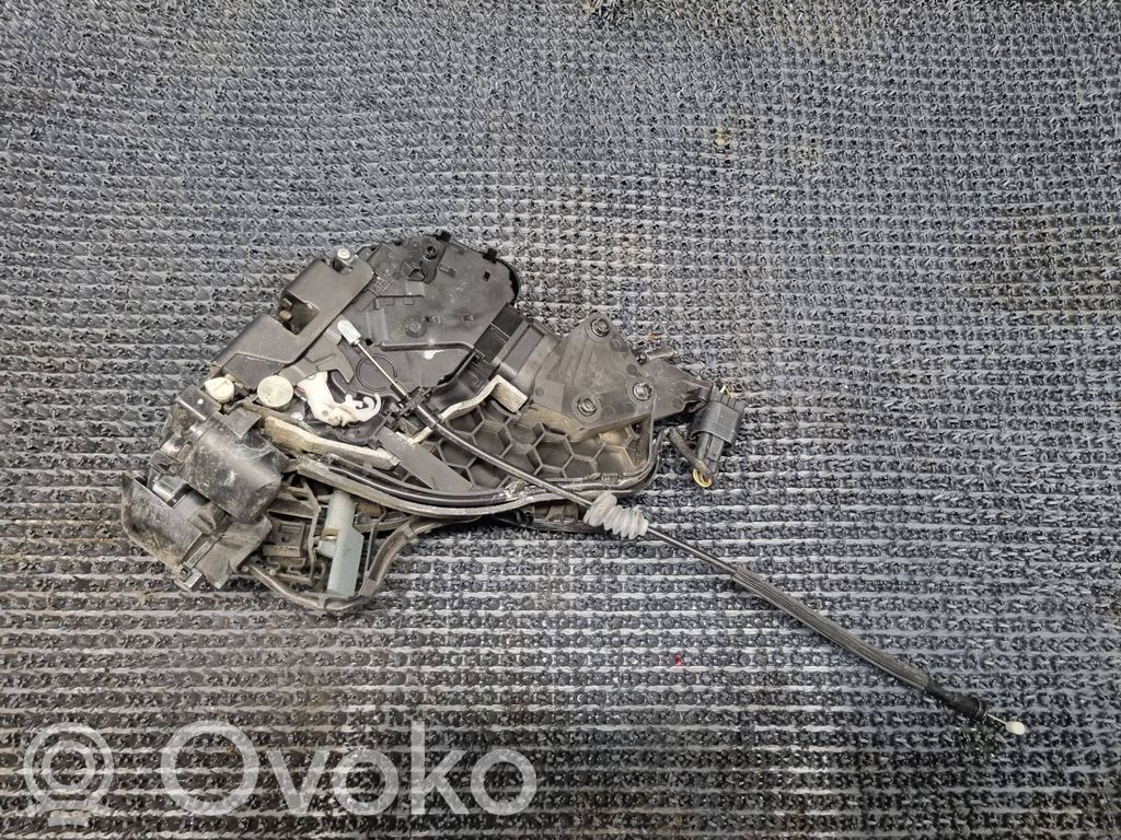 Volvo V50 Galinių durų spyna 