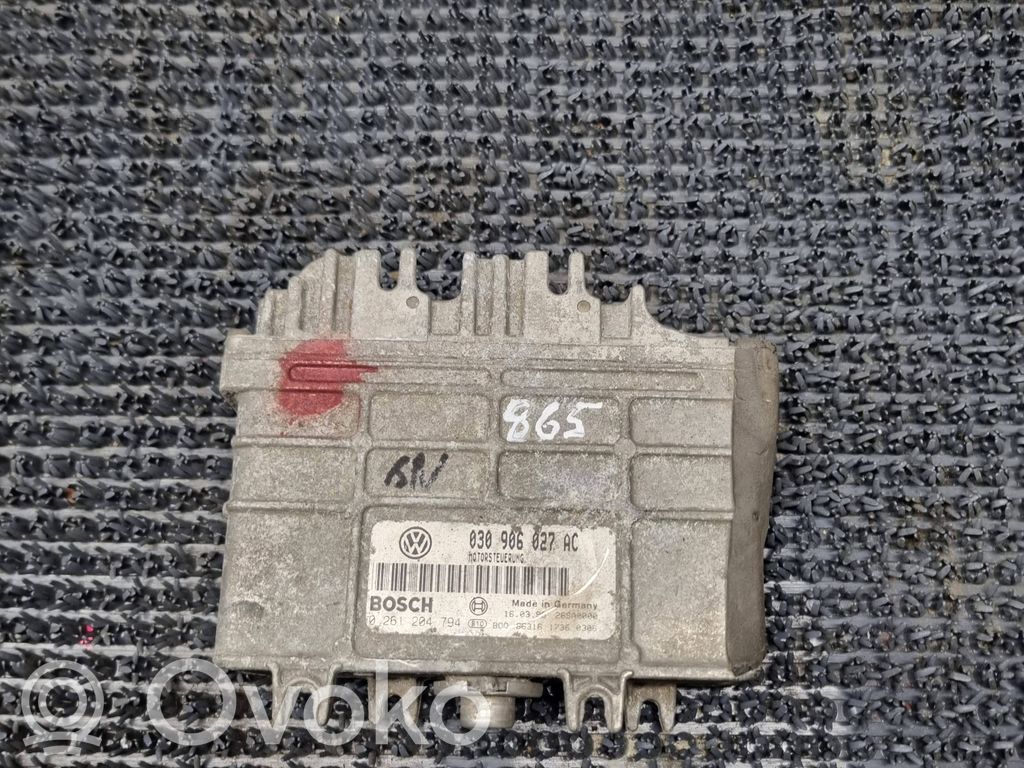 Volkswagen Polo III 6N 6N2 6NF Sterownik / Moduł ECU 