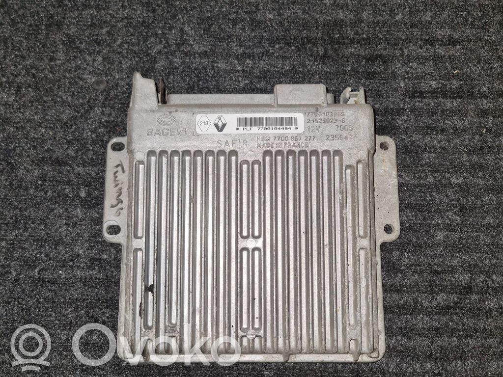 Renault Twingo I Engine control unit/module 