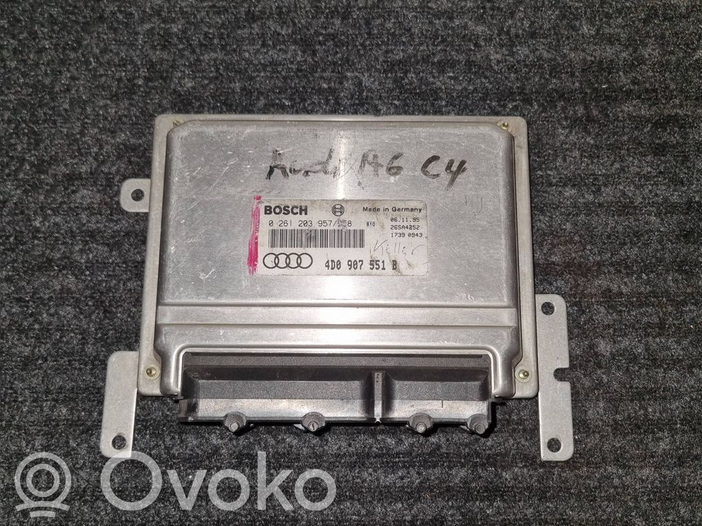 Audi A6 S6 C4 4A Engine control unit/module 