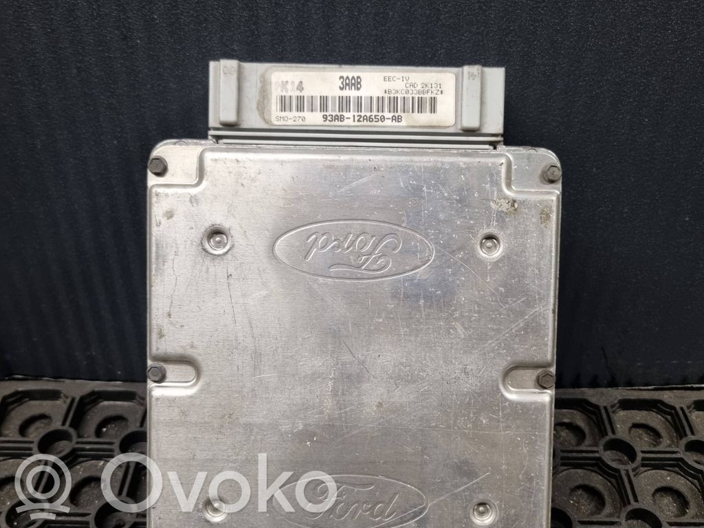 Ford Escort Variklio valdymo blokas 