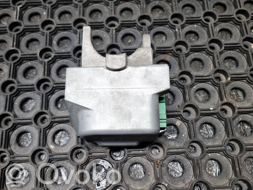 Chrysler Grand Voyager V Ohjauspyörän lukitus 