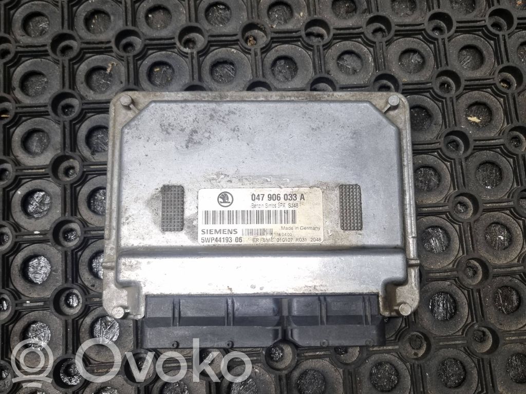 Skoda Fabia Mk1 (6Y) Engine control unit/module 