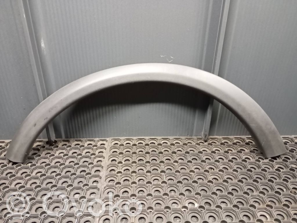 Volvo C30 Front arch trim 